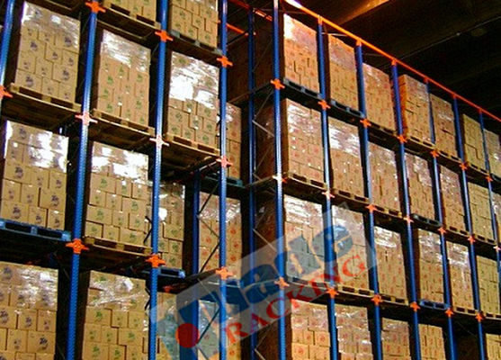 Impulsión anaranjada azul de los estantes de la manipulación de materiales con el tormento para la conservación en cámara frigorífica