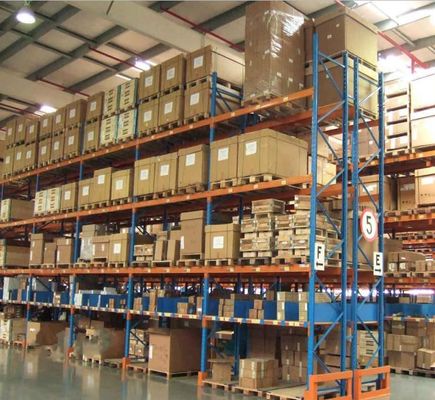 la estantería de acero para trabajos de tipo medio 2500kg galvanizó los estantes voladizos industriales